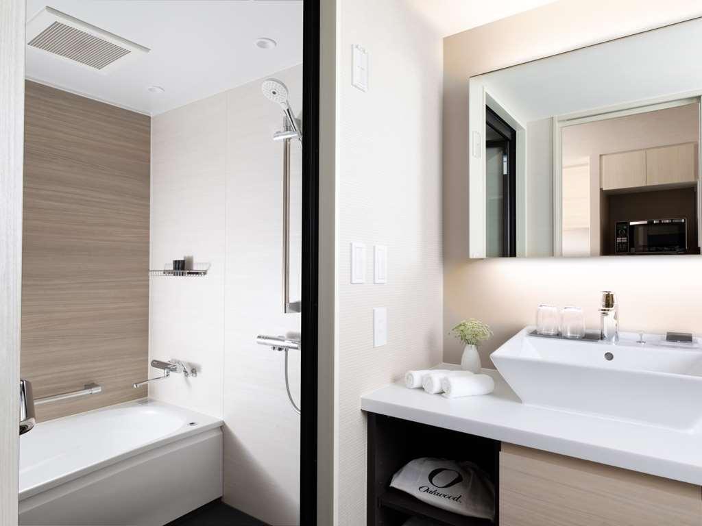 Oakwood Suites Yokohama Yokohama  Bagian luar foto Bathroom