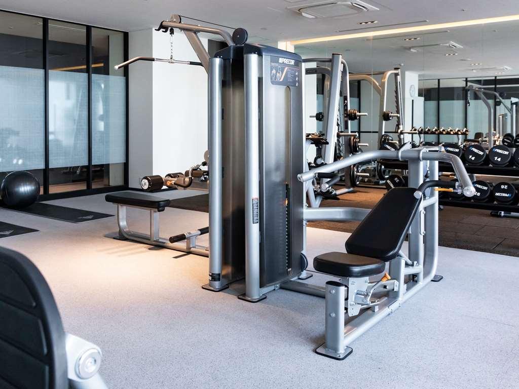 Oakwood Suites Yokohama Yokohama  Fasilitas foto A gym